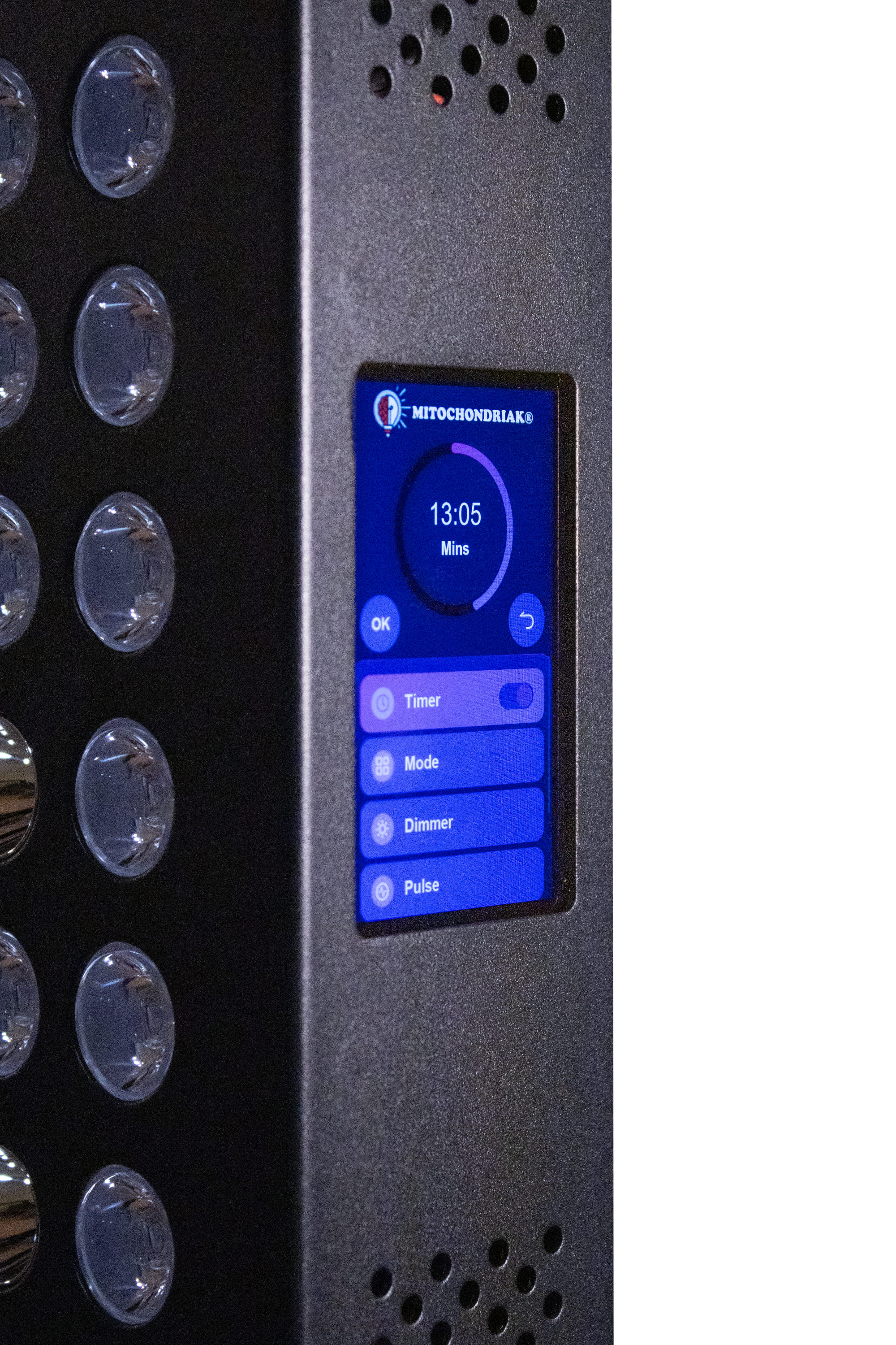 Mitochondriak - red, nir and UV light therapy devices, blue light blocking glasses and indoor lightning solutions